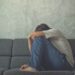 الناس الذين يعيشون في مناطق نزاعات هم أكثر عرضة للقلق