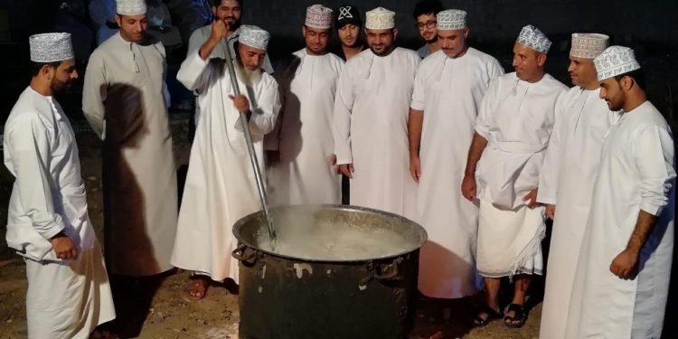 العرسية.. فرحة العيد وحلاوة المذاق