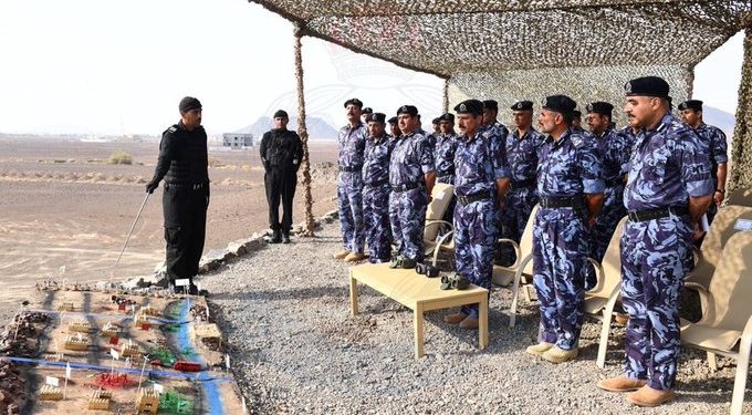 المفتش العام للشرطة والجمارك يشهد البيان العملي لدورة العمليات الخاصة التأسيسية