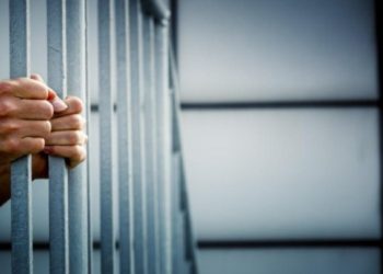 القبض على أربعة أشخاص بتهمة السرقة