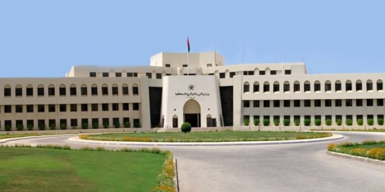 الإعلان عن أسماء الصيادين المستحقين الدعم لمحركات قوارب الصيد الحرفي