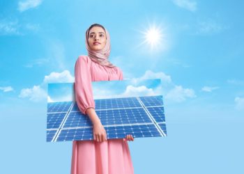 بنك مسقط يطلق  منتج  ” التمويل الاخضر ” للراغبين في شراء وتركيب ألواح الطاقة الشمسية للمنازل