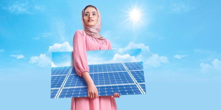 بنك مسقط يطلق  منتج  ” التمويل الاخضر ” للراغبين في شراء وتركيب ألواح الطاقة الشمسية للمنازل