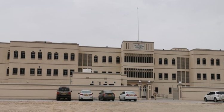 مدرسة جيفر بن الجلندى.. لا صحة لوجود حالات تسمم