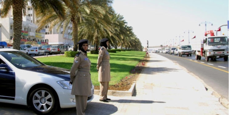 ضبط آسيويين مخالفين
