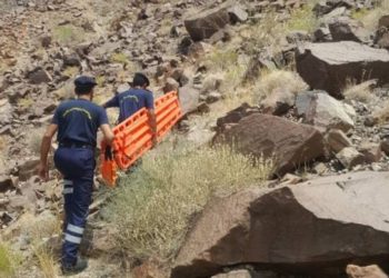 سقوط شخص من أعلى جبل حلفين