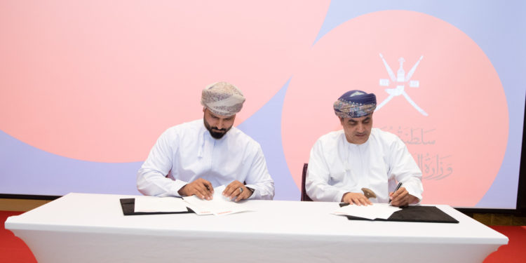 Ooredoo توقع مذكرة تفاهم مع وزارة التربية والتعليم لتزويدها بحلولها الرقمية المبتكرة