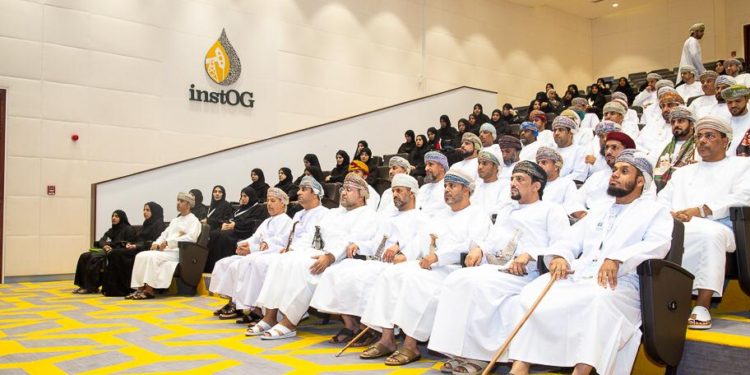 الاحتفال بختام مشروع مسابقة المحافظة على الطاقة الكهربائية بالمدارس