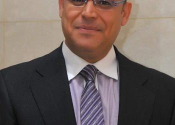 منْ يبكيك يا قابوس بعد الرحيل؟