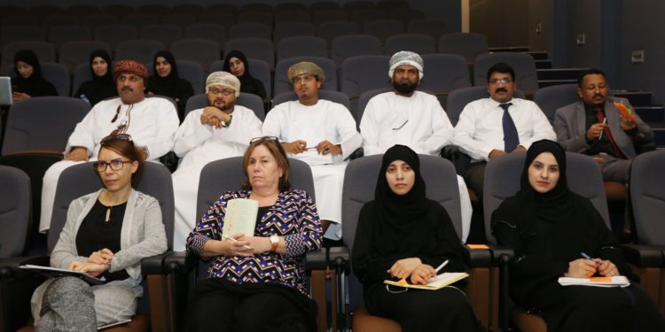 التعليم العالي تنظم حلقة عمل حول المهارات الدولية الحديثة في تعليم اللغة الإنجليزية