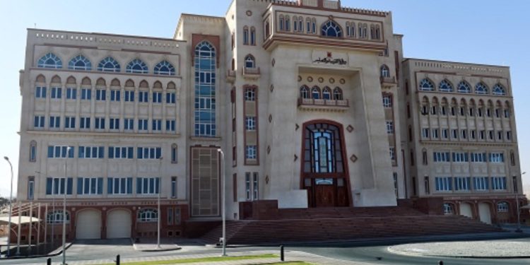تأجيل امتحانات دبلوم التعليم العام