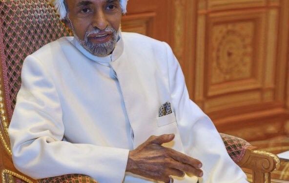 نيويورك تايمز تصف السلطان قابوس بأنه رمز الدبلوماسية الهادئة