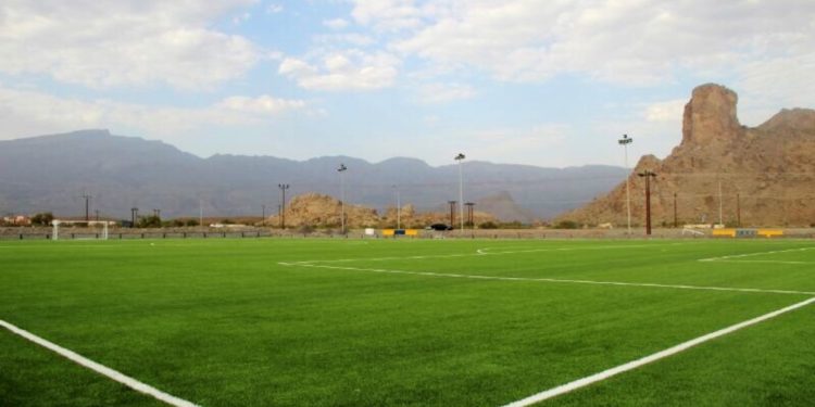 فريق تقييم” الملاعب الخضراء ” من بنك مسقط  يبدء زيارته للفرق الأهلية المستوفية لإشتراطات المرحلة الاولى