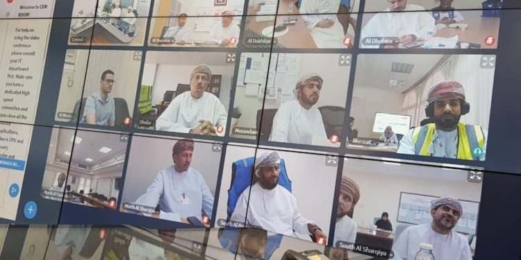 بهدف تعزيز عمل المستشفيات في ظل جائحة كورونا.. الصحة تعقد اجتماعاً لمدراء المستشفيات عبر الاتصال المرئي