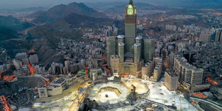 السعودية تقرر إقامة الحج هذا العام للمتواجدين داخل أراضيها فقط