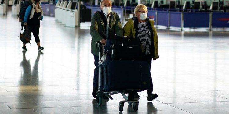 اعتباراً من 10 يوليو المُقبل.. بريطانيا تخفف قواعد الحجر الصحي للوافدين