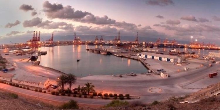 تحديد ساعات العمل الجديدة بميناء المزيونة البري