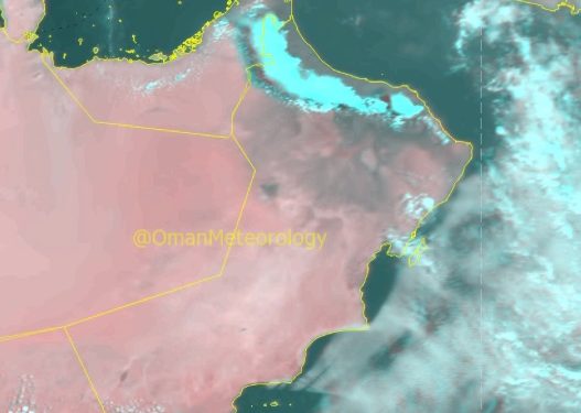 هطول أمطار رعدية على عددٍ من الولايات