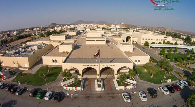 تسجيل أول حالة شفاء على مستوى السلطنة لطفل مصاب بمتلازمة الفشل الرئوي الحاد المصاحب لكورونا