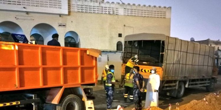 حملة القضاء على الباعة المتجولين تواصل جهودها