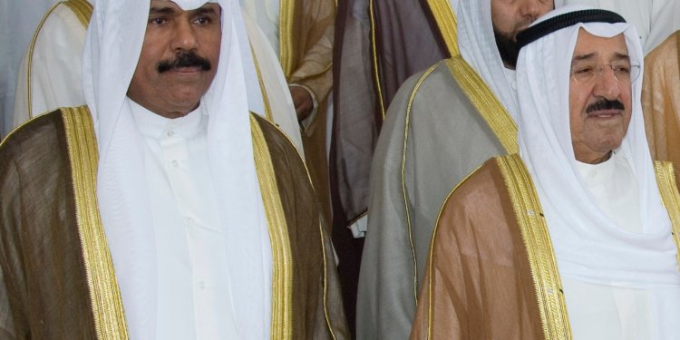 الشيخ نواف الأحمد يؤدي اليوم اليمين أميرا للكويت وتشييع جثمان الشيخ صباح سيقتصر على الأقارب