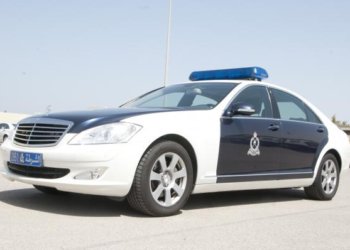 في قبضة الشرطة.. متهم بتخريب المركبات والاستيلاء على ما بداخلها