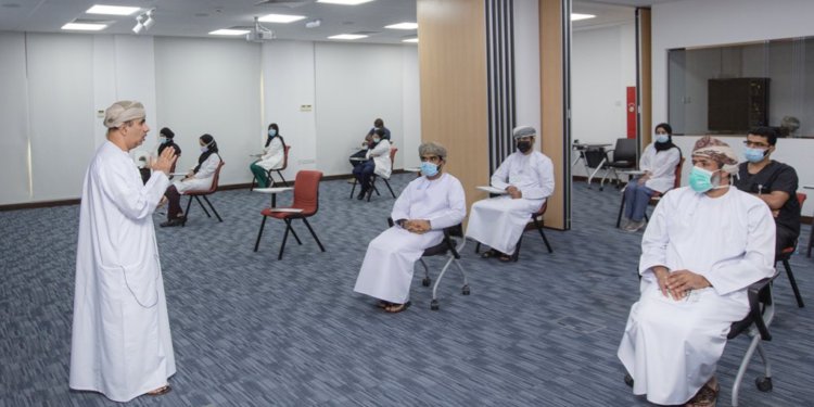 بدء البرنامج التأسيسي الموحد للتخصصات الجراحية لتأهيل وتدريب الأطباء