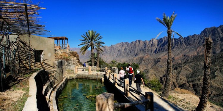 غدًا.. السلطنة تشارك دول العالم الاحتفال باليوم العالمي للسياحة