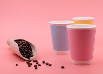 أبحاث علمية تحذرك من بعض الطرق الشائعة لشرب القهوة والشاي