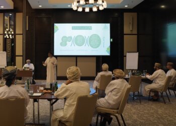 ورشة تدريبية بالتعاون بين مجموعة عُمران و مركز عُمان للحوكمة والاستدامة
