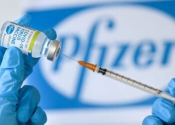 قصة الوفيات الست بين المشاركين في تجربة لقاح “فايزر” لفيروس كورونا