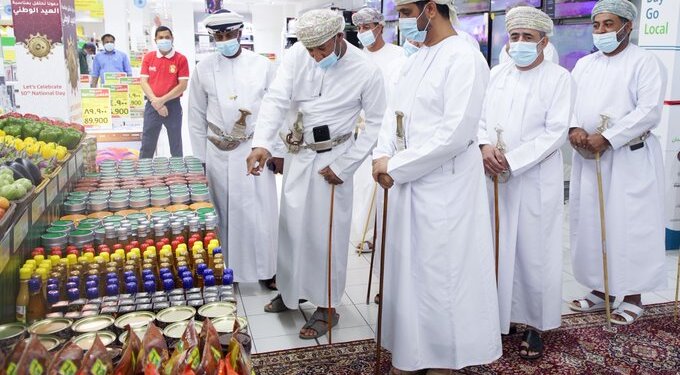 افتتاح معرض للمنتجات العمانية