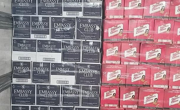 إحباط عملية تهريب أكثر من 21372 زجاجة خمر