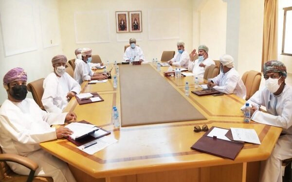 لجنة الشؤون البلدية بولاية مطرح تعقد اجتماعها الأول
