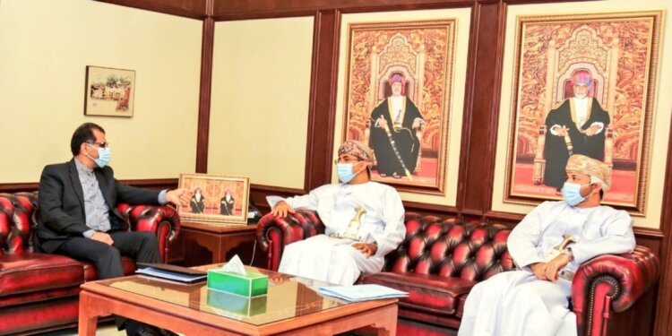 الحبسي يستقبل السفير الإيراني