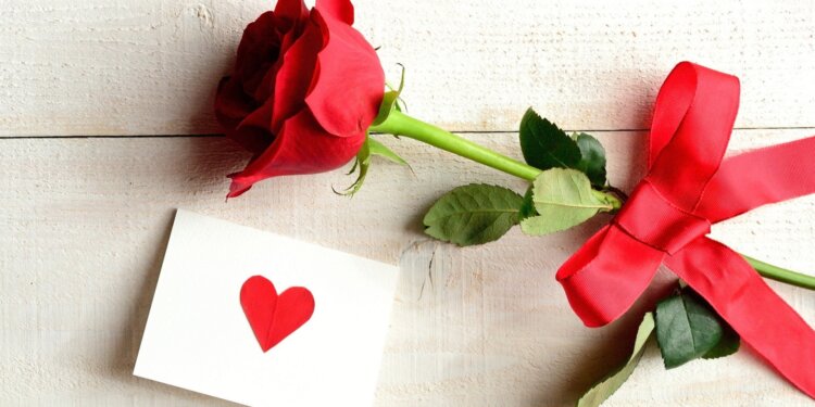 رسائل مغلفة بالحب