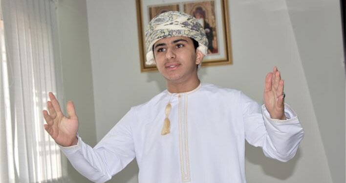 طالب عماني يتأهل لمسابقة التحدث باللغة العربية الفصحى والخطابة والإلقاء على مستوى الوطن العربي