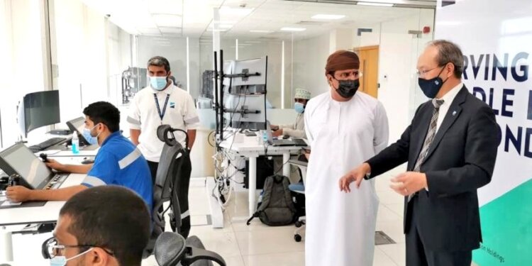 وكيل الزراعة في زيارة ميدانية لمحافظة شمال الباطنة