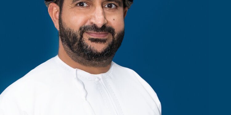 البروفيسور خميس اليحيائي رئيساً لجامعة مسقط