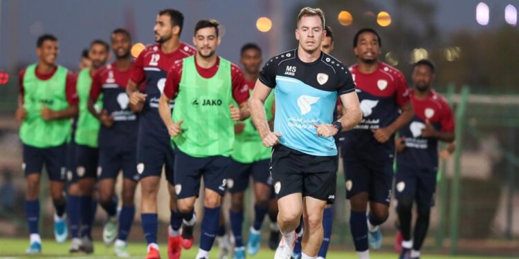 المنتخب الوطني لكرة القدم يبدأ معسكره الخارجي بدبي