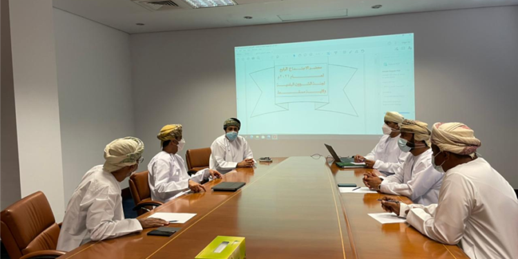 اجتماع لجنة الشؤون البلدية بولاية مسقط