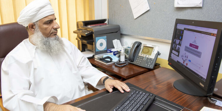 “التربية والتعليم” تنظم برنامجاً توعوياً حول الاستعداد للامتحانات النهائية لطلبة ذوي الإعاقة السمعية والبصرية