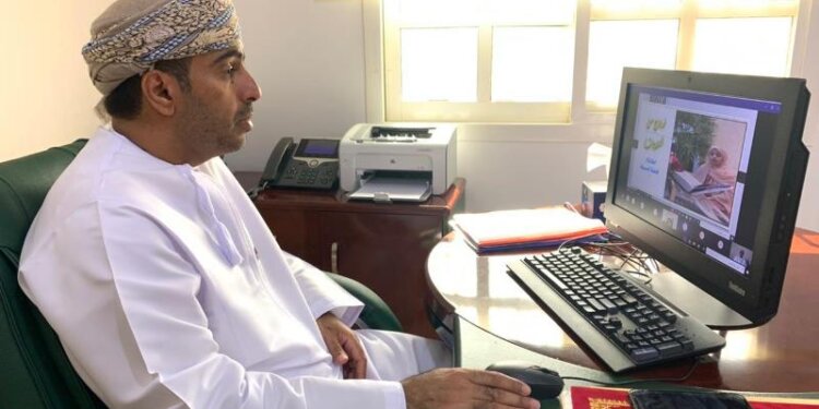 تكريم حفظة القرآن الكريم بتعليمية البريمي
