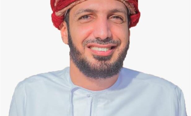 شاعر عماني يفوز بالمركز الثاني في الماراثون الخطابي الأول على مستوى الوطن العربي