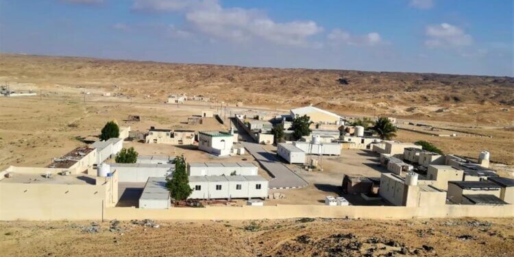 قرية الصيادين العمانيين يستفيد منها أكثر من 600 شخص و 10 شركات