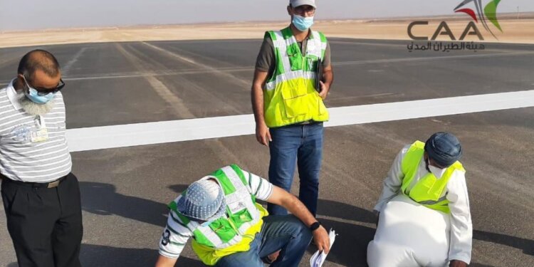 تأهيل مدرج الطائرات .. وأصدار موافقة بتشغيل مطار فهود