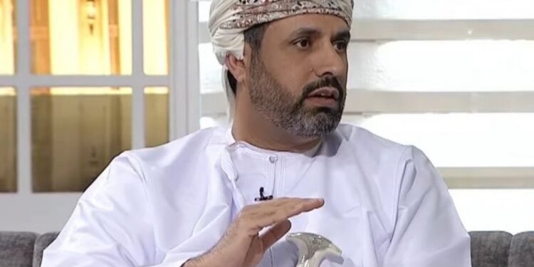 الليلة.. وزير العمل ضيفاً لبرنامج “من عمان”