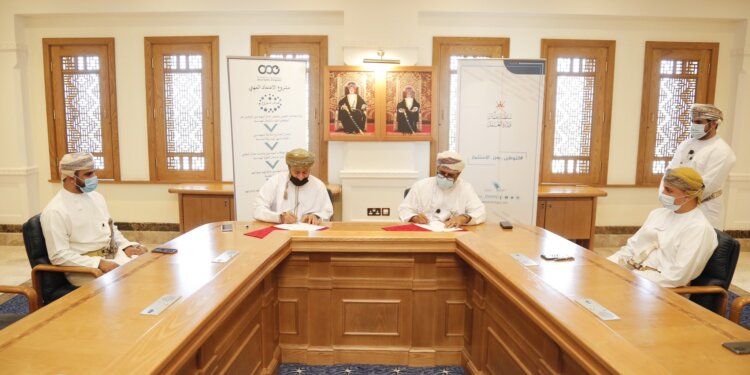  العمل توقع برنامج تعاون لتدشين نظام الإعتماد المهني الهندسي مع جمعية المهندسين العمانية