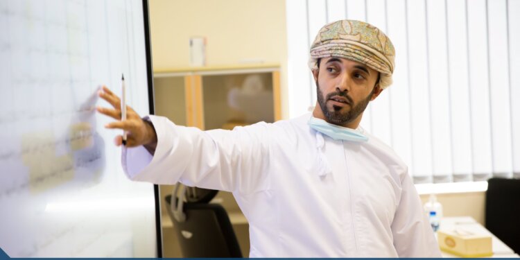 “الإسكان” تختتم الدورة التدريبية الخاصة بتنمية مهارات المدربين