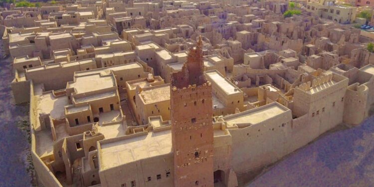 حارة البلاد عريقة بتراثها .. غنية بثقافتها